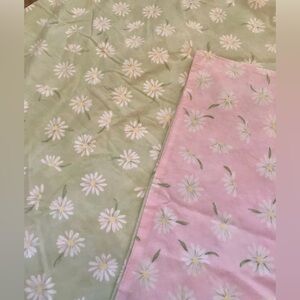 Pottery Barn Kids Happy Daisy Pink Green Floral Full Queen Duvet Cover